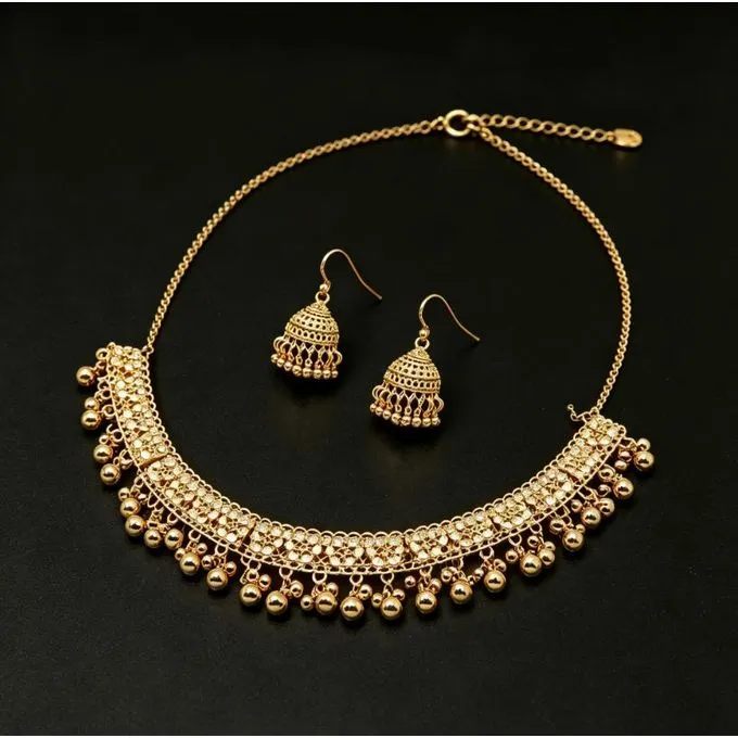 Statement Tassel Earring & Necklace Set – Fashionable Ornate Jewelry Ensemble